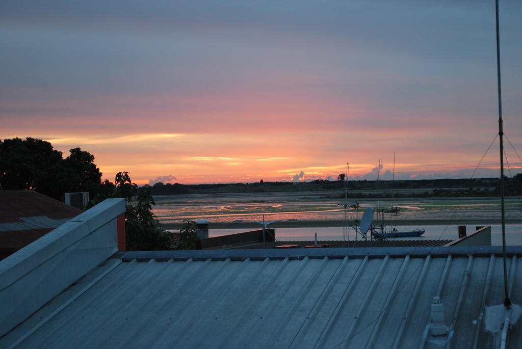 Loft 109 Backpackers Hostel Tauranga Esterno foto
