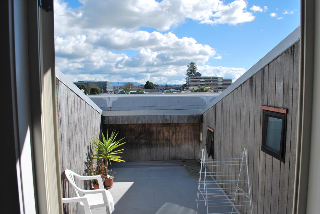 Loft 109 Backpackers Hostel Tauranga Esterno foto