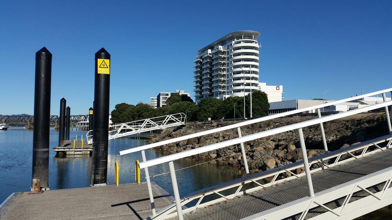Loft 109 Backpackers Hostel Tauranga Esterno foto
