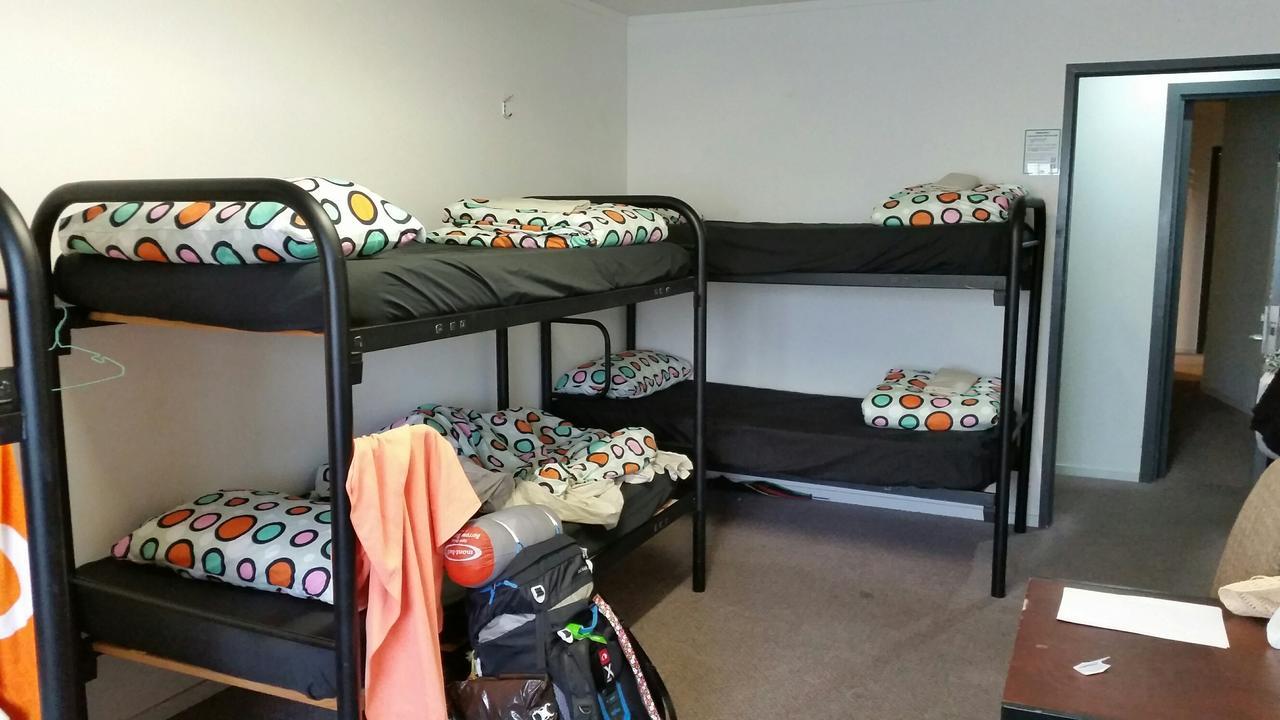 Loft 109 Backpackers Hostel Tauranga Esterno foto